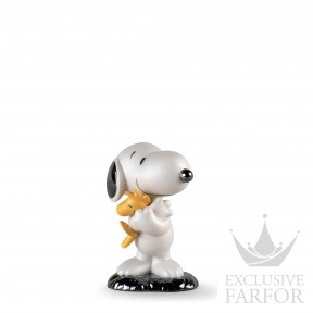 01009490 Lladro Childhood & Fairy Tales "Snoopy"Статуэтка "Снуппи" 13 х 8см