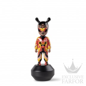 01008810 Lladro Designer Collection "The Guest" Статуэтка "The Guest by Jade Purple Brown" 30 х 11см