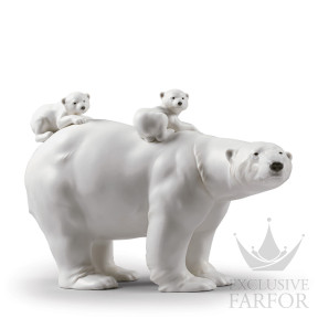 01009290 Lladro Animal KingdomСтатуэтка "Медведица с медвежатами" 25 х 39см