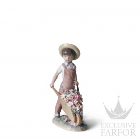 01001283 Lladro Childhood & Fairy Tales "In My Garden"Статуэтка "Тележка цветов" 23 х 14см