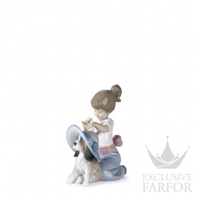 01006862 Lladro Childhood & Fairy Tales "With my pets"Статуэтка "Элегантное прикосновение" 15 x 13см