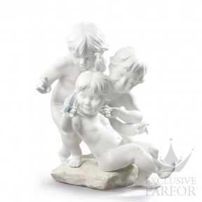 01009174 Lladro Childhood & Fairy TalesСтатуэтка "Детское любопытство" 42 x 38см