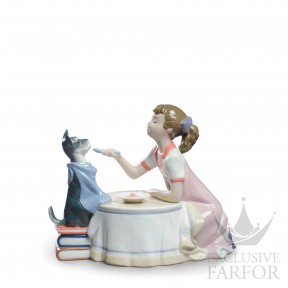 01009197 Lladro Childhood & Fairy Tales "The Hause"Статуэтка "Чаепитие" 17 х 22см