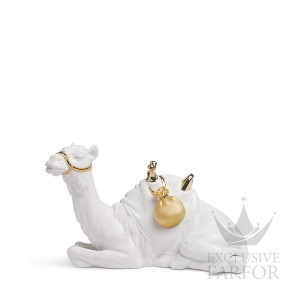 01007148 Lladro ChristmasСтатуэтка "Верблюд (Re-Deco)" 15 x 22см