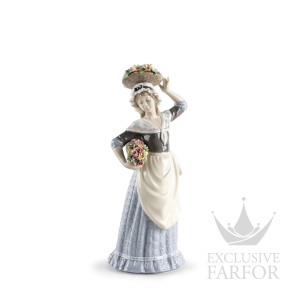 01009545 Lladro Feminity Статуэтка "Цветы из сада" 29 х 14см