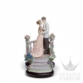 01007695 Lladro Love stories "Romances"Статуэтка "Любовь под луной" 30 x 22см