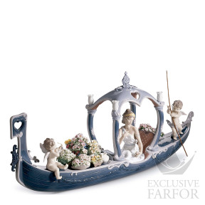 01001870 Lladro Romanticism "Romantic Scenes" (Лимитированная серия на 3000 пред.)Статуэтка "Гондола любви" 34 x 74см