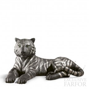 01009261 Lladro Animal KingdomСтатуэтка "Тигр (черно-серебристый)" 26 x 52см