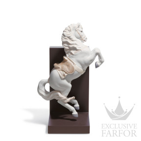 01018254 Lladro Animal KingdomСтатуэтка "Курбет" 33 x 22см