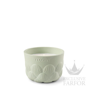 01040321 Lladro Dahlia Ароматическая свеча "В прерии" 9 х 9см