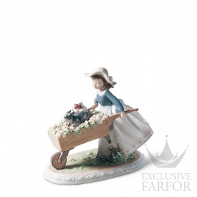 01005460 Lladro Childhood & Fairy Tales "In my garden"Статуэтка "Покатаемся!" 21 x 24см