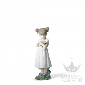 01008021 Lladro Childhood & Fairy Tales "Sweet Moments"Статуэтка "Цветы для мамы" 21 x 7см