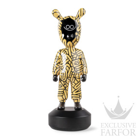 01008818 Lladro Designer Collection "The Guest" (Лимитированная серия на 30 пред.) Статуэтка "The Guest by Díaz-Faes (Желтый)" 52 х 19см