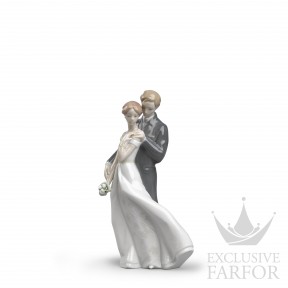 01008274 Lladro Love stories "Weddings"Статуэтка "Вечная любовь" 23 х 12см