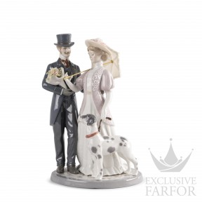 01009551 Lladro Love stories "Romances" Статуэтка "Романтическая прогулка" 33 х 22см