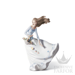 01006767 Lladro Romanticism "Flowering"Статуэтка "Лепестки на ветру" 28 x 20см