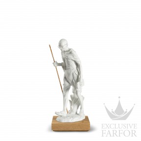 01009379 Lladro World CulturesСтатуэтка "Махатма Ганди - 150 лет со дня рождения" 34 х 14см