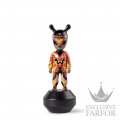 01008810 Lladro Designer Collection "The Guest" Статуэтка "The Guest by Jade Purple Brown" 30 х 11см