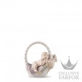 01018483 Lladro Family Stories "Newborn" Статуэтка "Рожденная в 2024" 10 х 9см