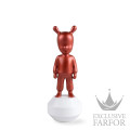 01007754 Lladro Designer Collection "The Guest" Статуэтка "The metallic red Guest" 30 х 11см