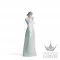 01018218 Lladro Family Stories "Motherhoods"Статуэтка "Объятие мамы" 31 x 10см