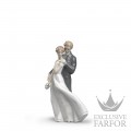 01008274 Lladro Love stories "Weddings"Статуэтка "Вечная любовь" 23 х 12см