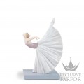 01008475 Lladro On Stage "Ballet"Статуэтка "Жизель-арабеска" 28 x 18см