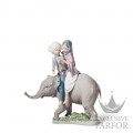 01005352 Lladro World Cultures "Orientalism"Статуэтка "Индийские дети на слоне" 23 x 19см